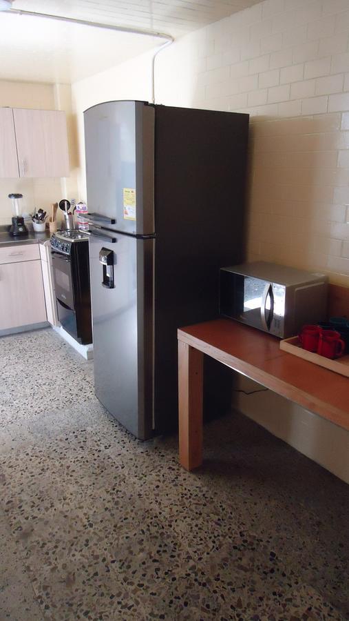 Iris Hostel ميديلين المظهر الخارجي الصورة